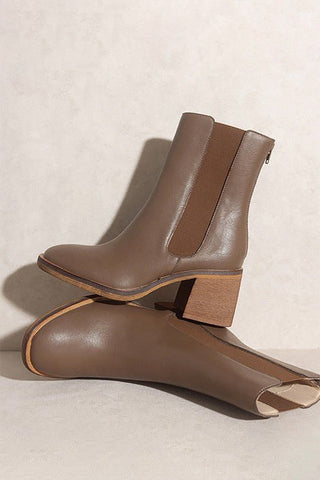 Olivia Chelsea Boot - MOD&SOUL - Contemporary Women's Clothing